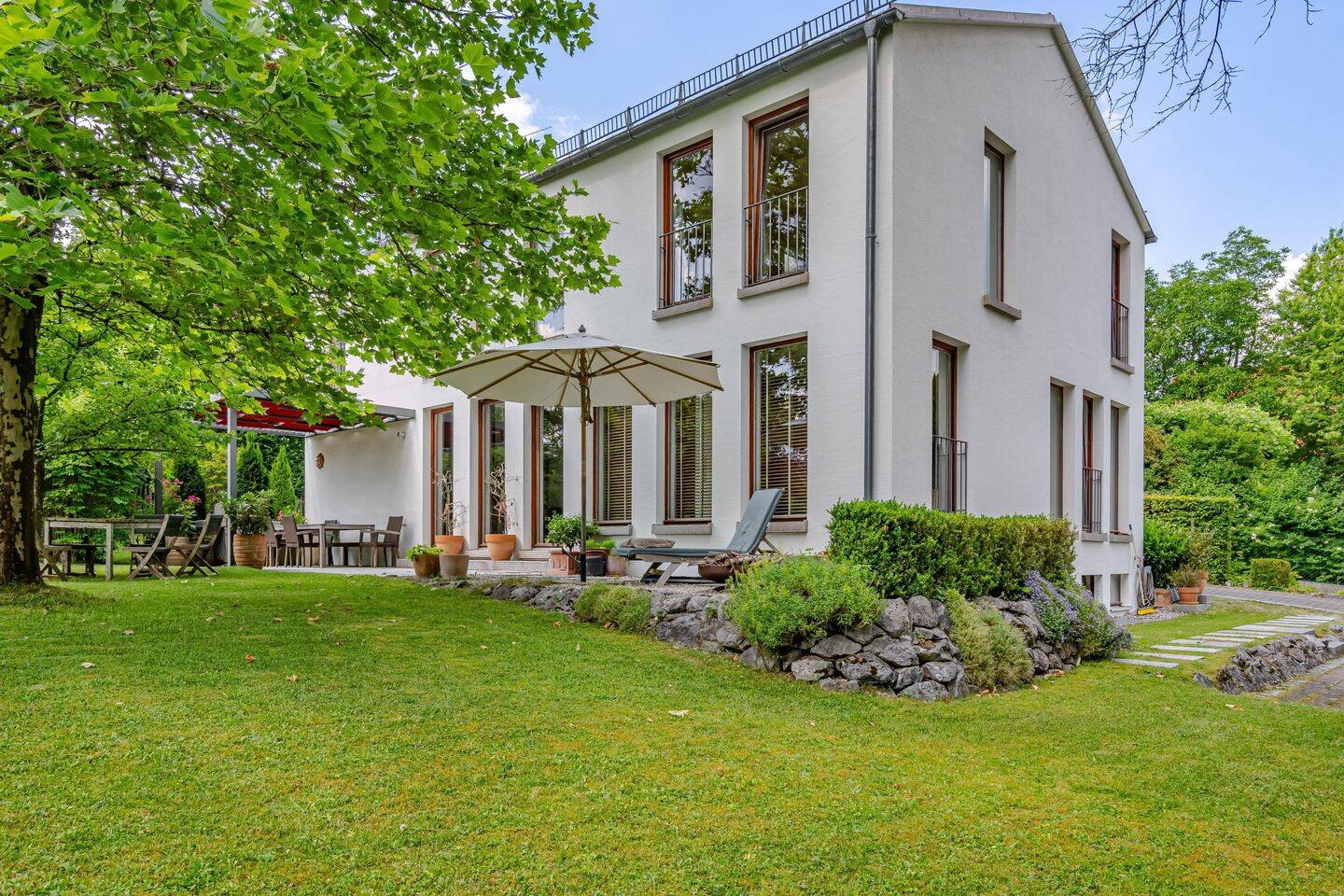 Exklusives Architektenhaus mit Alpenblick in Bestlage von Icking, 82057 Icking