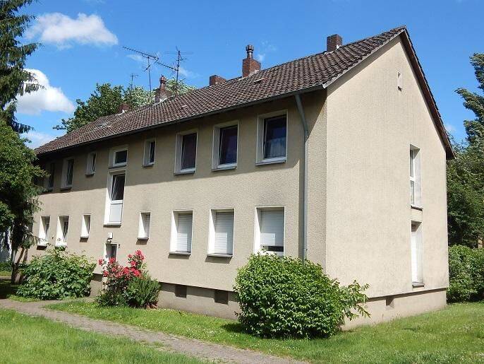 zentrale 2-Zimmer-Wohnung mit modernisiertem Duschbad, 44793 Bochum (Hamme Hordel Innenstadt Weitmar Wiemelhausen)