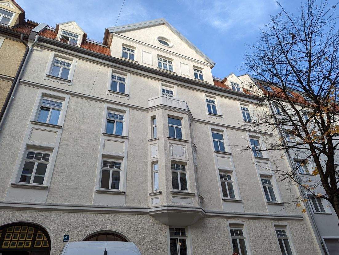 6-Zimmer-Wohnung in Edelweißstr. 4, 81541 München (Au-Haidhausen Obergiesing Ramersdorf-Perlach)