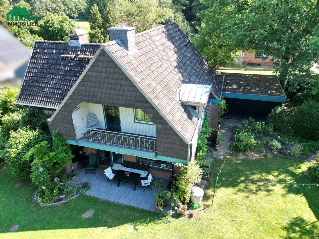 Wohnen mit Stil – markantes Architektenhaus mit Turmerker und Wintergarten, 21640 Bliedersdorf