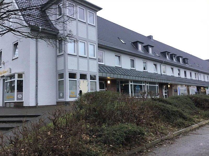Renovierte DG-Wohnung in Eichholz, 23564 Lübeck (Sankt Gertrud Sankt Jürgen)