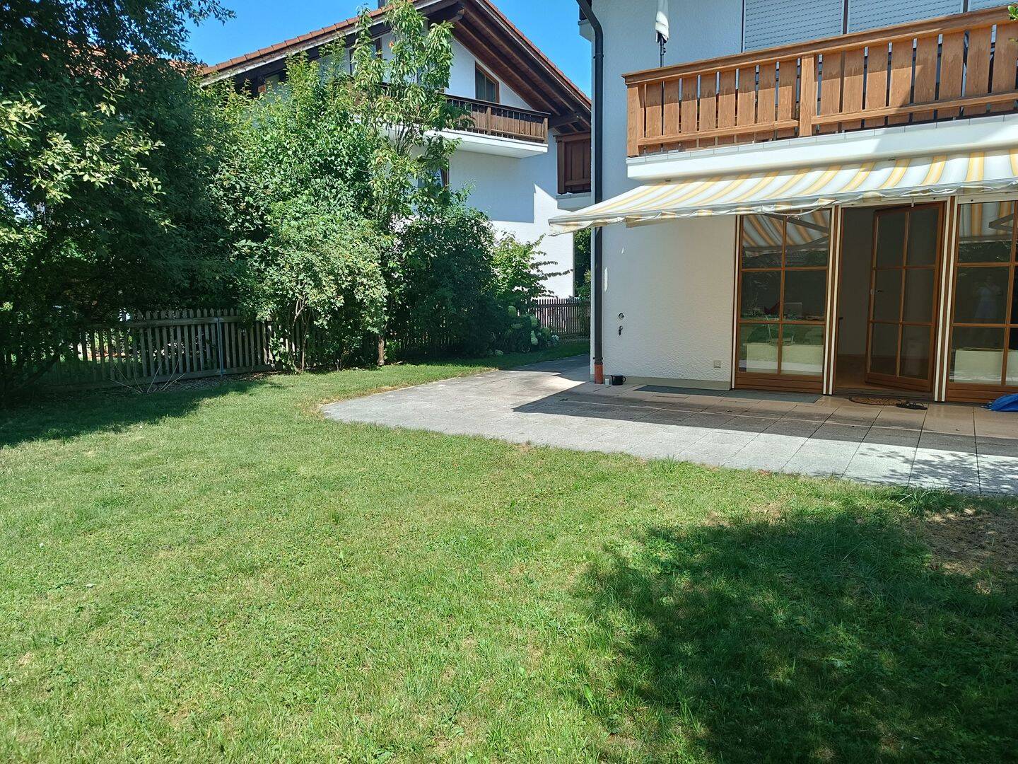 Traumhafte, helle 2-Zimmer-Gartenwohnung (teilmöbliert), 82393 Iffeldorf