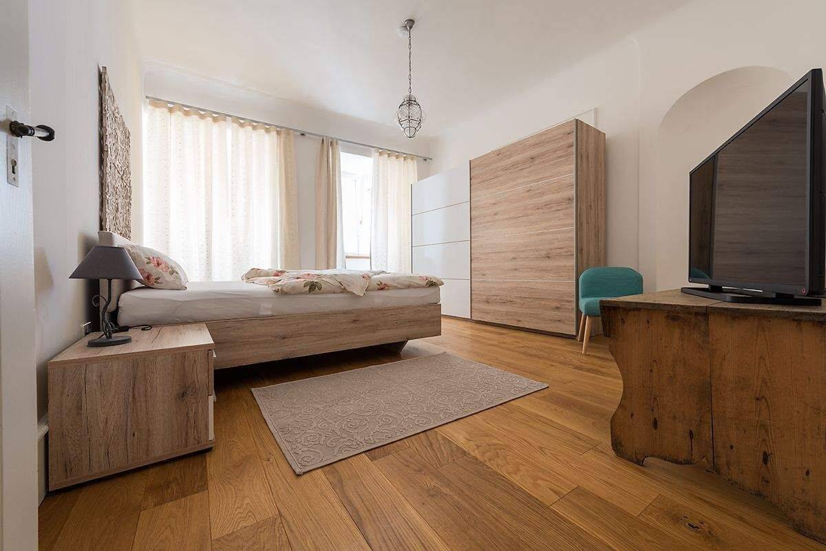 1 WG-Zimmer in einer über 100m² großen 4**** Ferienwohnung im Konstanzer Zentrum (kompl. Möbliert), 78462 Konstanz