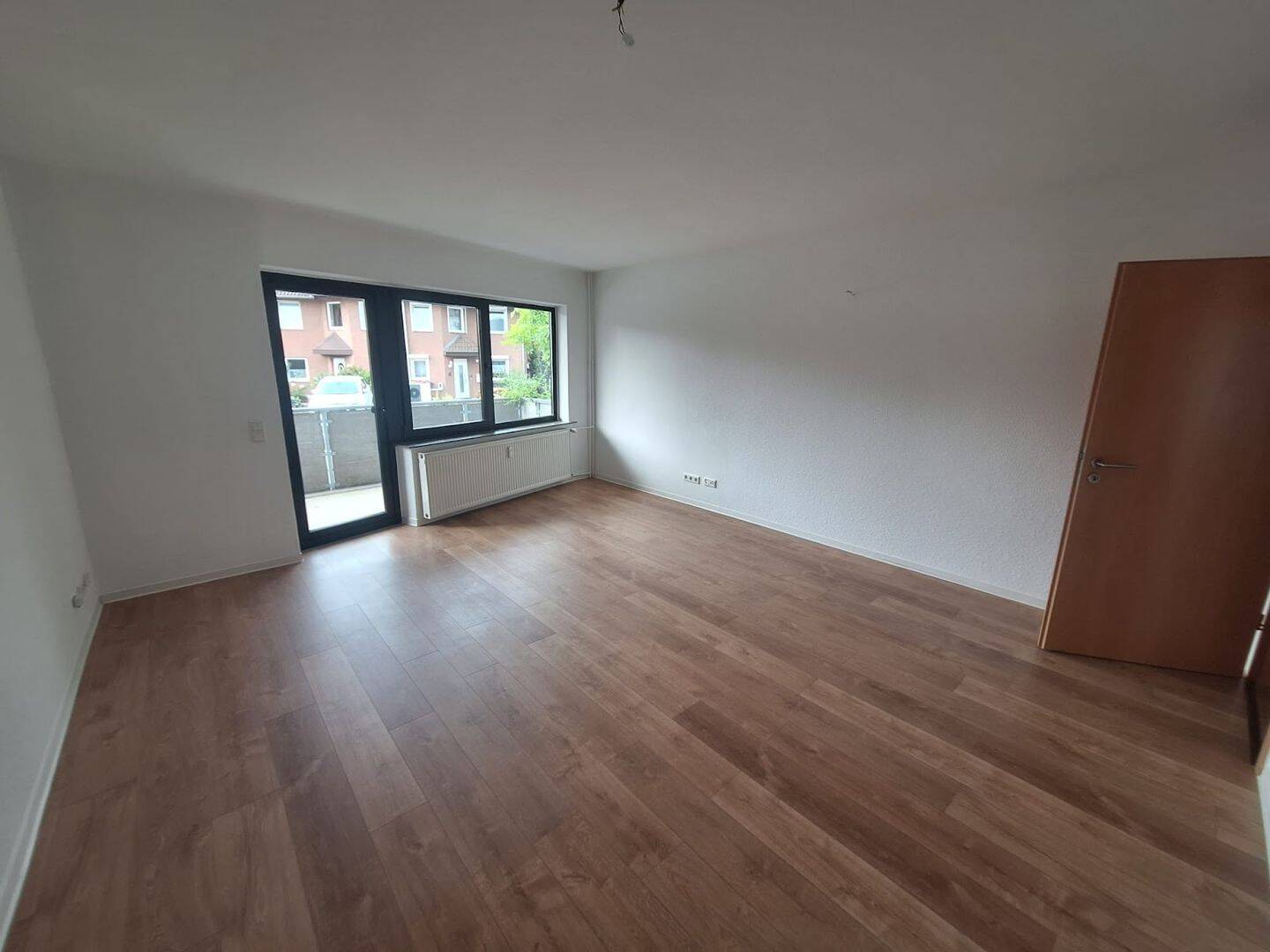 3 Zimmer Wohnung mit Balkon im Erdgeschoss mit wenigen Stufen, 31303 Burgdorf