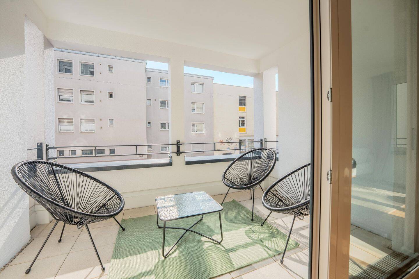Vollmöblierte 3-Zimmer-Wohnung mit Balkon, 89073 Ulm (Mitte Oststadt)