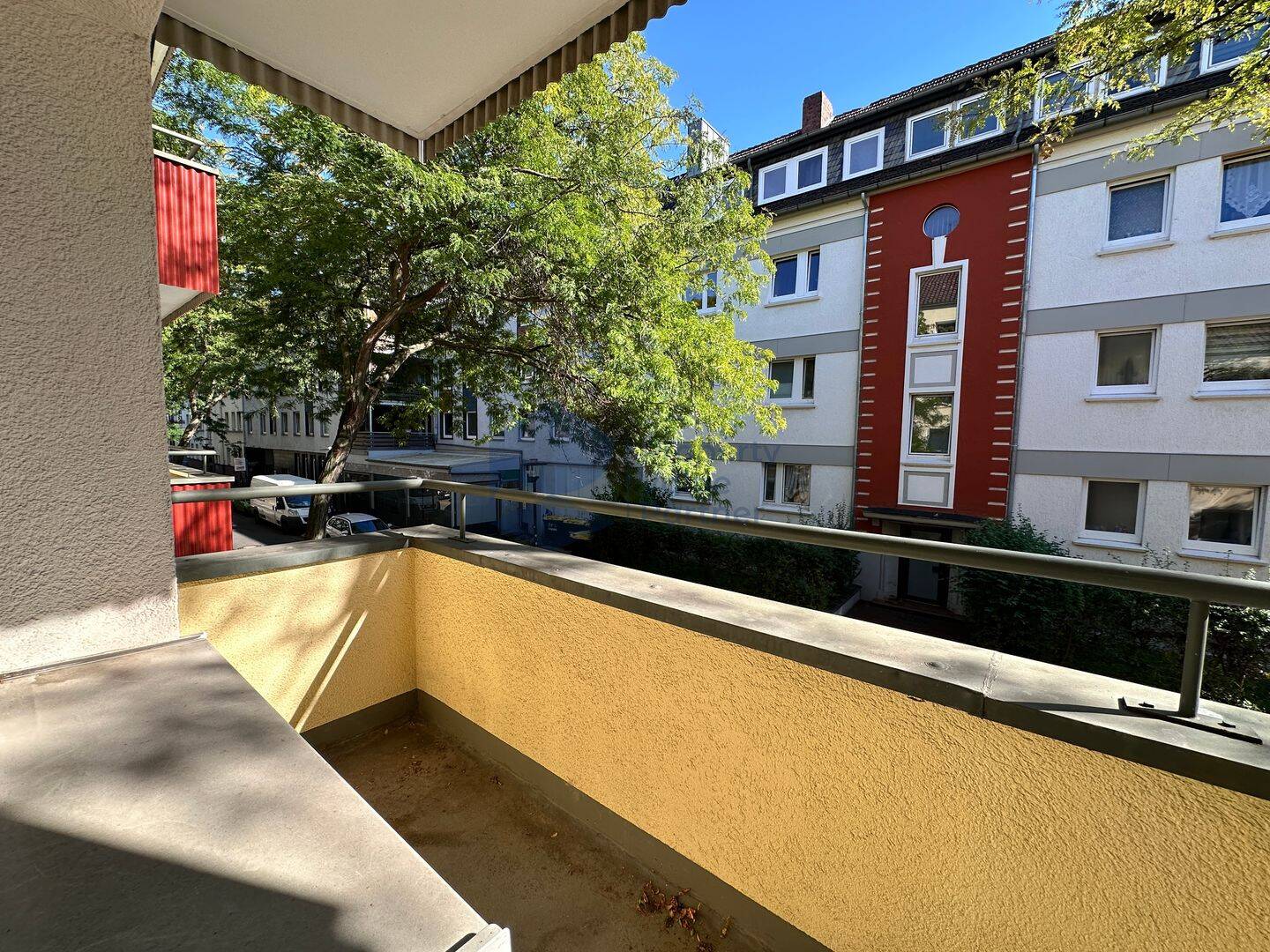 Sanierte 2-Zimmerwohung in moderne Optik und mit Balkon, 31137 Hildesheim