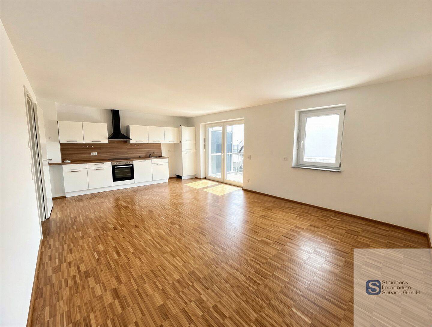 ZWEITBEZUG nach Kernsanierung – moderne 4-Zimmerwohnung mit Balkon, 88719 Stetten