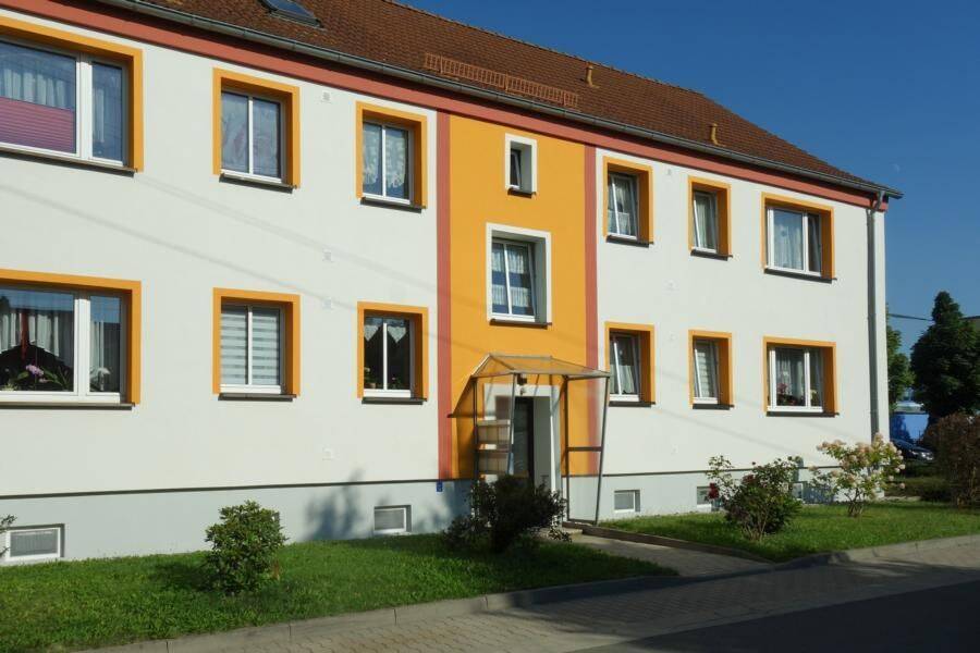 Gemütliches Zuhause in ruhiger Lage – 2-Raum-Wohnung, 7819 Triptis