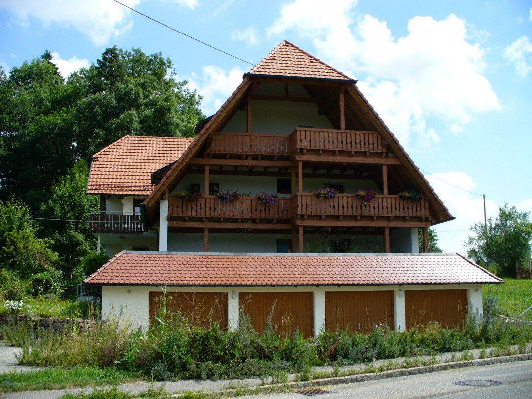 Großzügige 3-Zimmerwohnung mit Balkon im Ortsteil Weiler, 78126 Königsfeld im Schwarzwald