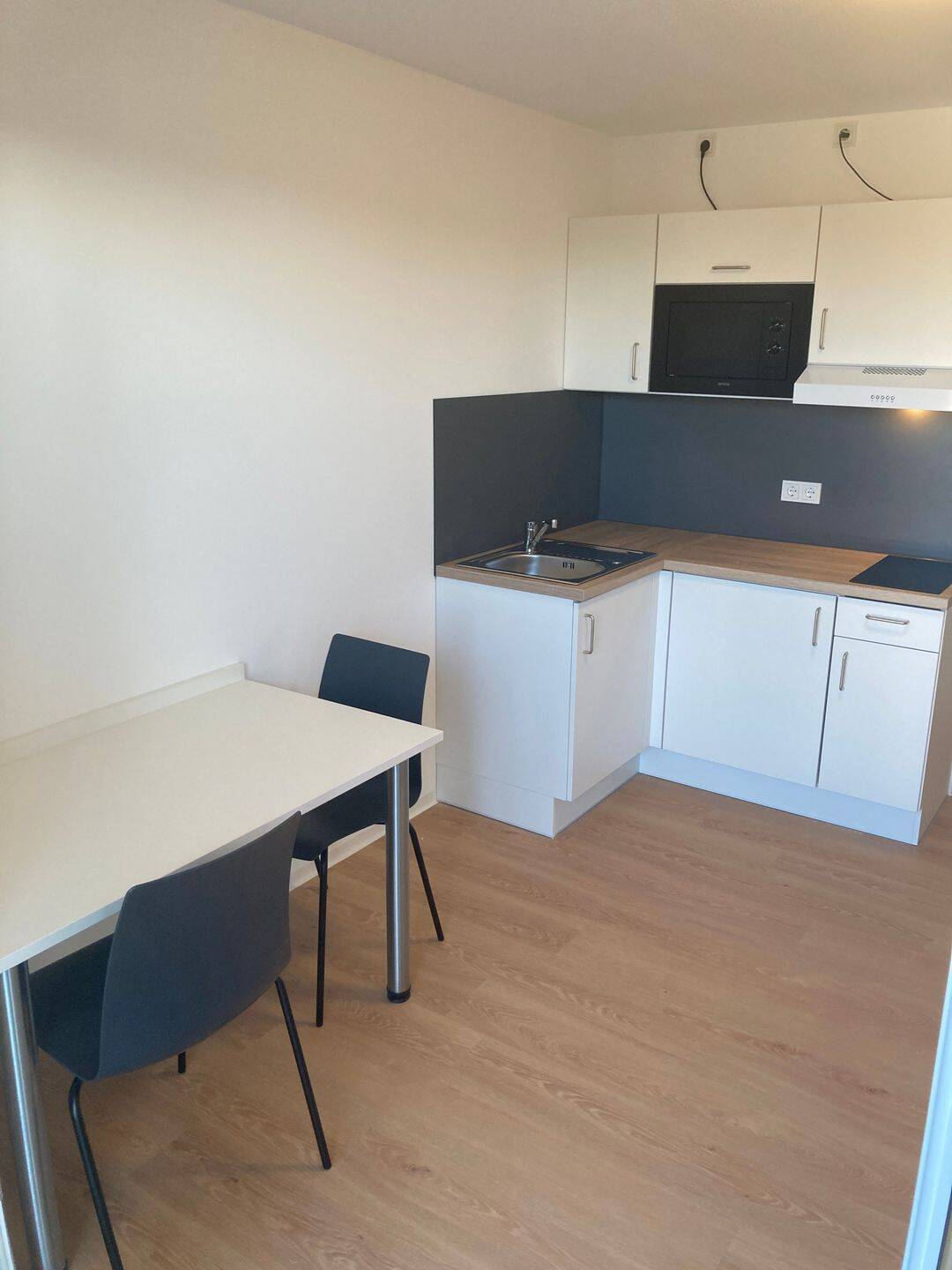 1-Zimmer-Wohnung, Studentenapartment, nahe Hochschule/ Altstadt, möbliert, Erstbezug, 90402 Nürnberg (Gleißbühl Lorenz Tafelhof Tullnau Wöhrd)