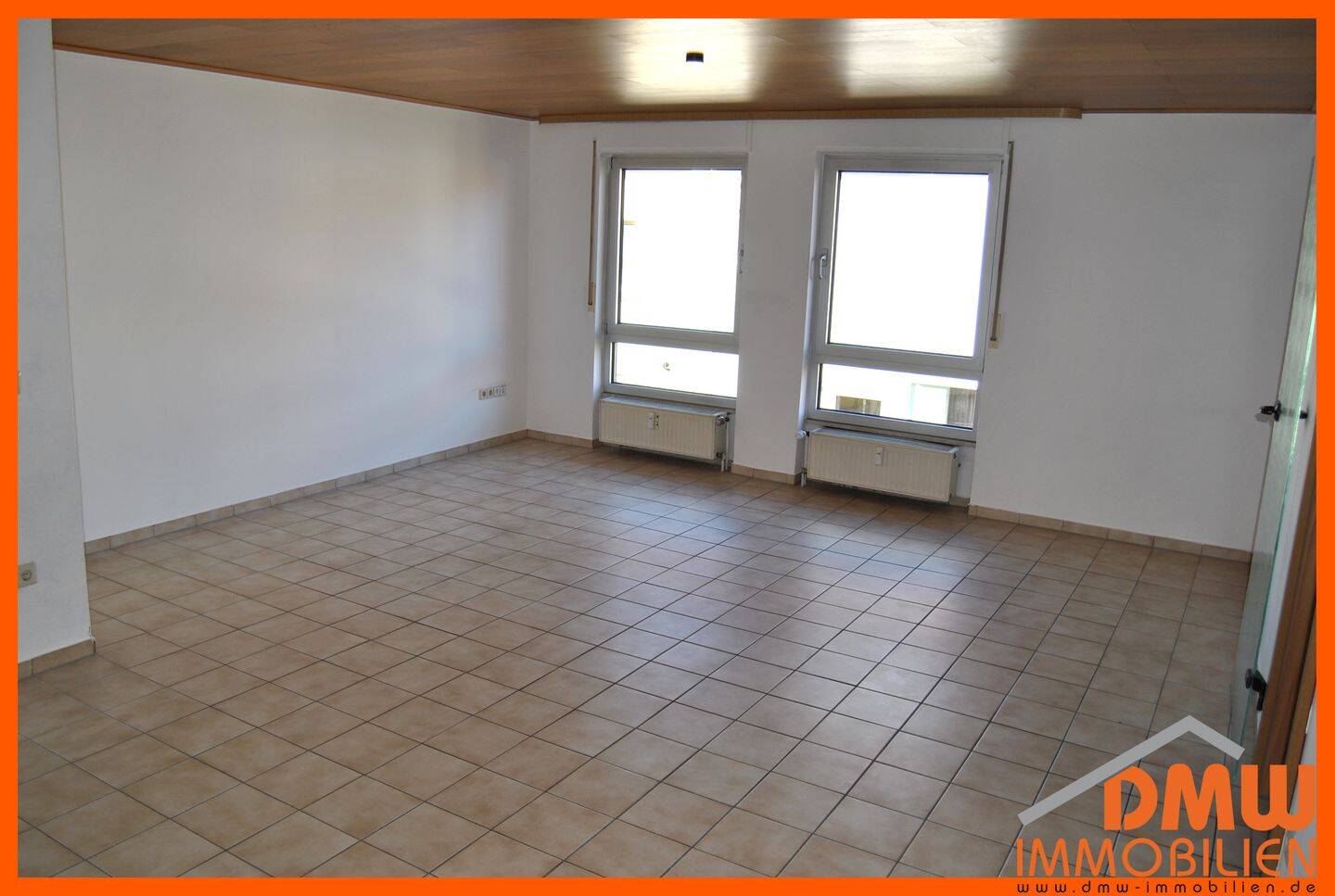 Helle und schöne 2 ZKB, Terrasse, Bad mit Wa + Du. Für Single oder Paar, 55576 Sprendlingen