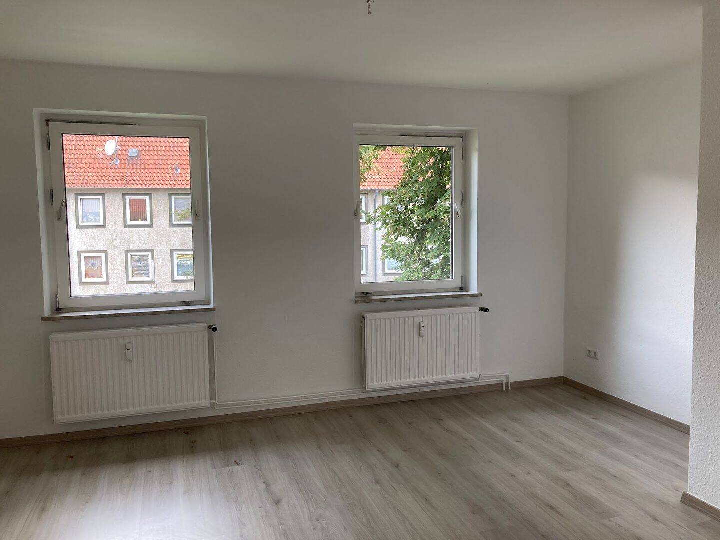 Zentral, urban, gut angebunden – moderne 3-Zimmerwohnung im Stadtkern (Musterbilder), 38226 Salzgitter (Lebenstedt)