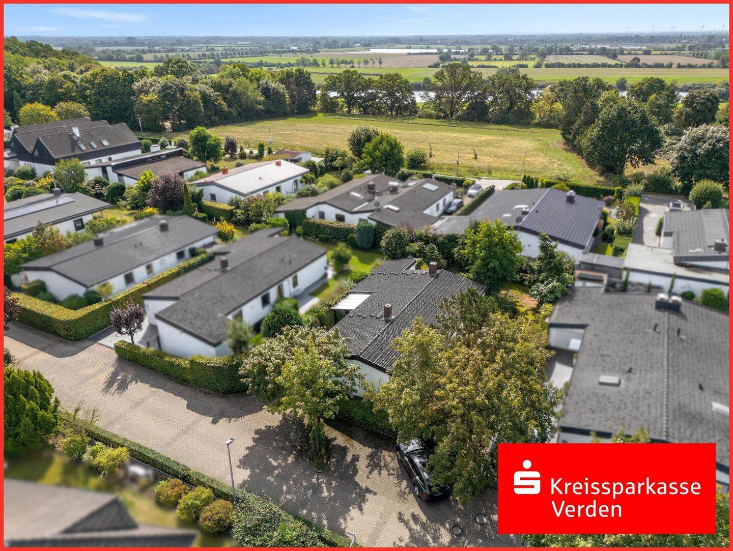 Charmanter Bungalow mit schönem Garten und viel Wohnkomfort in beliebter Wohnlage von Achim-Uesen!, 28832 Achim