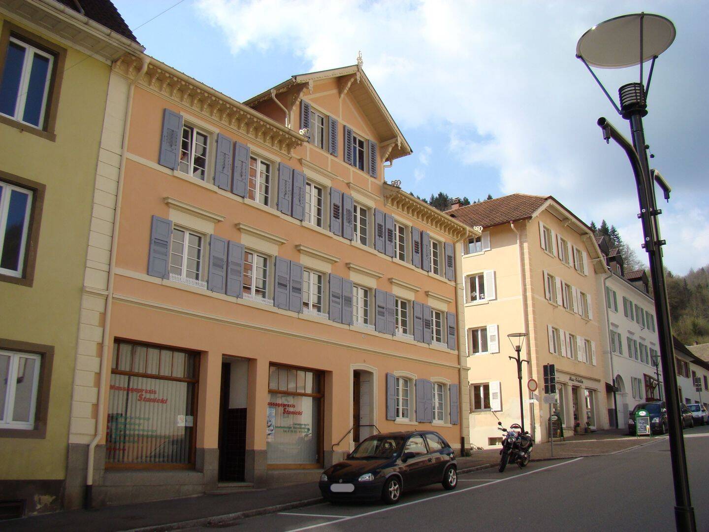 Haus am Schwanenweiher in Zentrum von Zell i.W., 79669 Zell im Wiesental