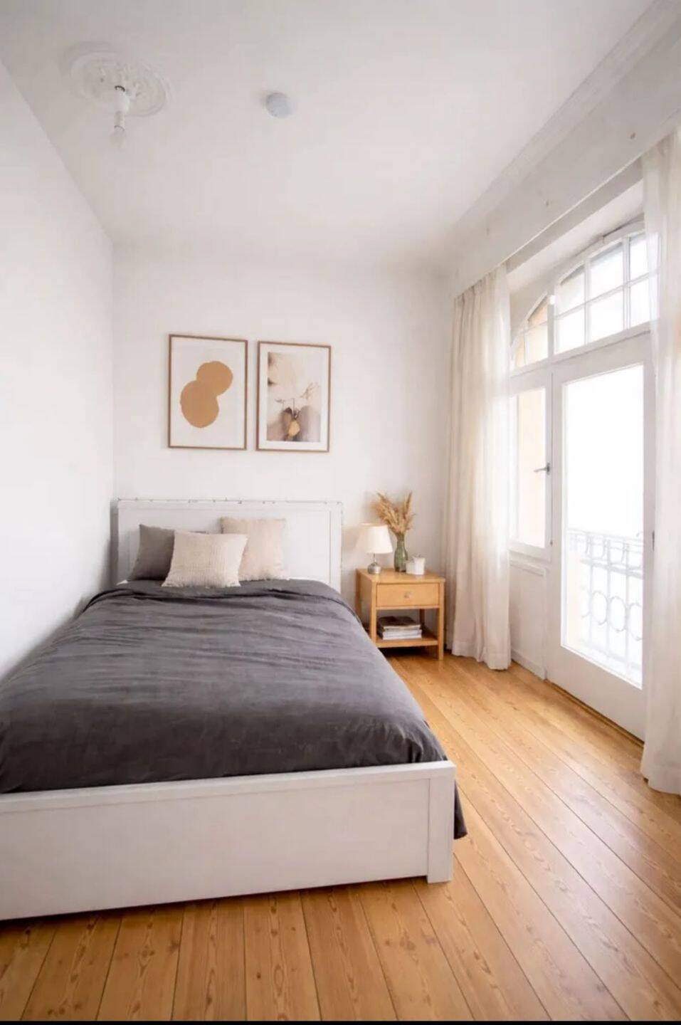 Charmante 1,5-Zimmer-Altbauwohnung mit Balkon in zentraler Innenstadtlage, 76534 Baden-Baden