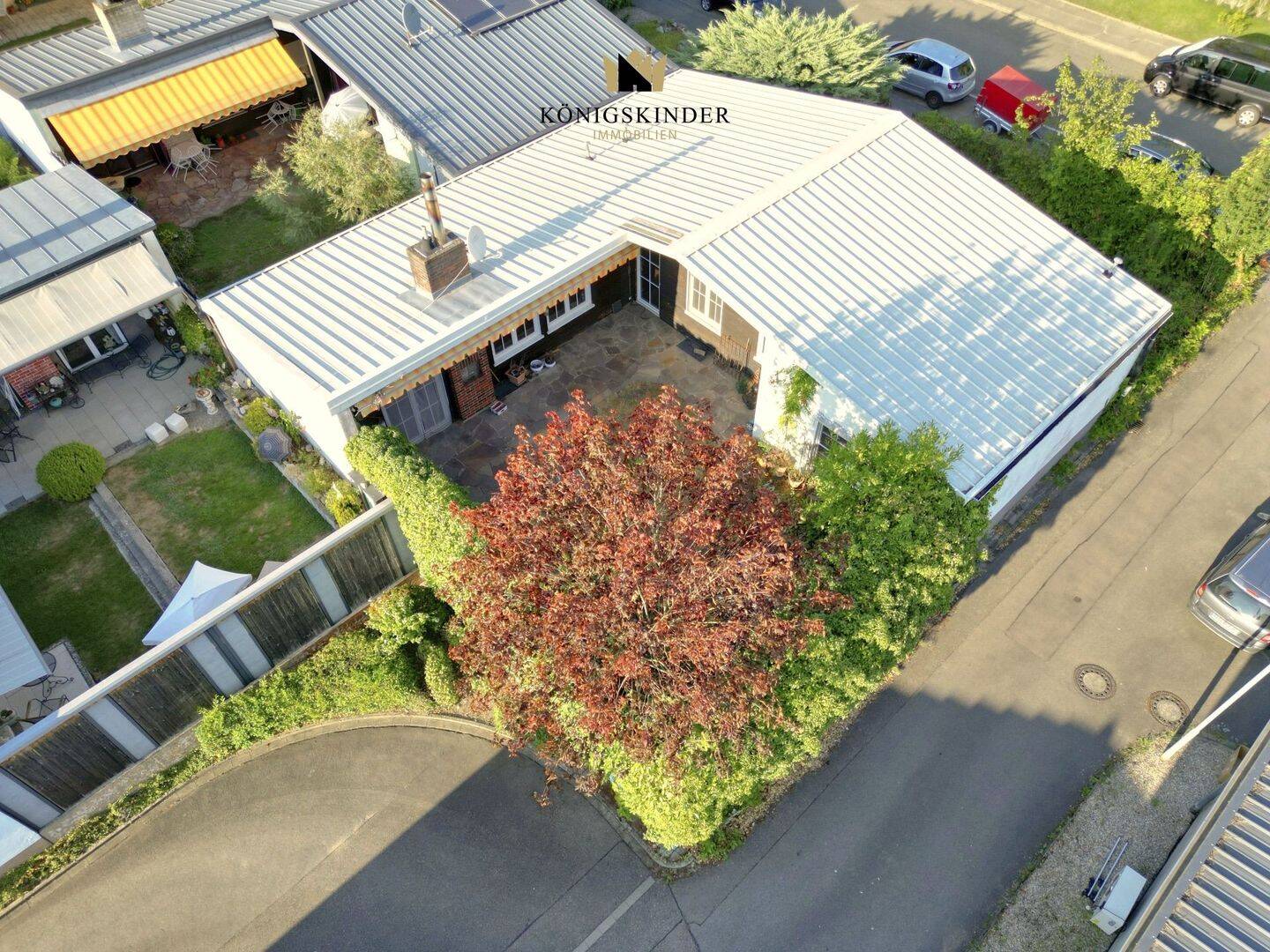 Charmanter Bungalow mit geschütztem Garten und Wohnen auf einer Ebene, 77694 Kehl