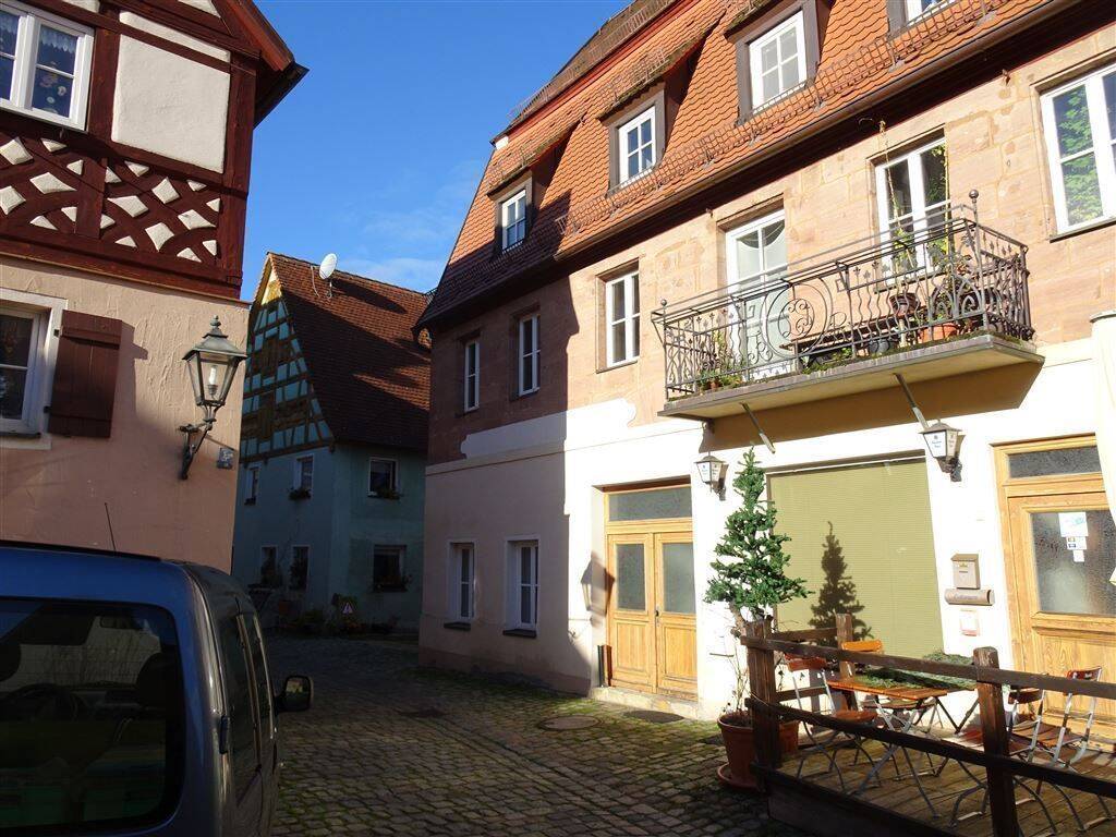 SINGLENEST in HISTORISCHER LAGE im HERZEN VON SPALT/BROMBACHSEE! Kuschlige 2-Zi.-Wohnung im Erdgeschoss!, 91174 Spalt