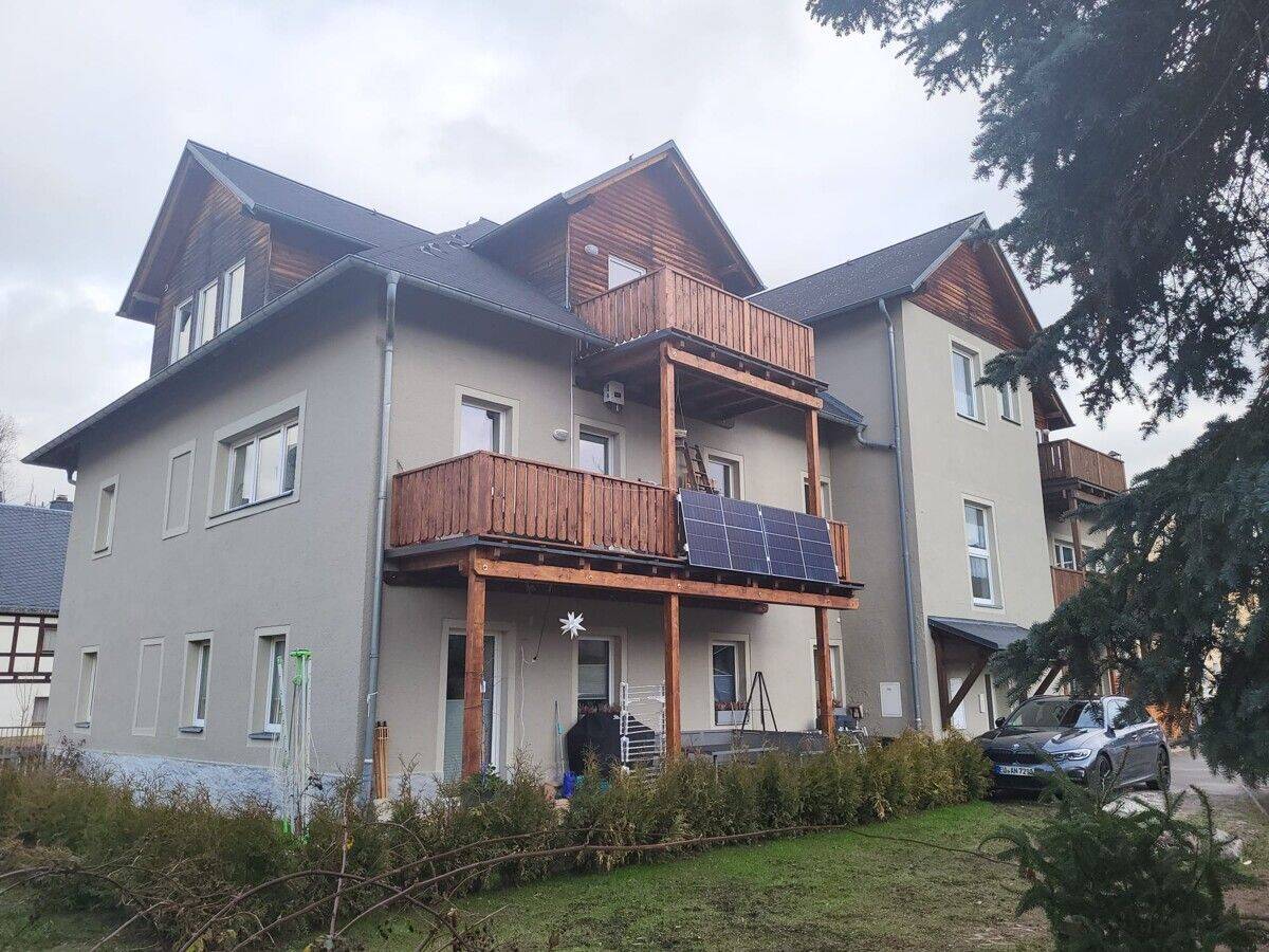 Schöne 3-Raum DG-Wohnung mit Balkon und PKW-Stellplatz, 8352 Raschau-Markersbach