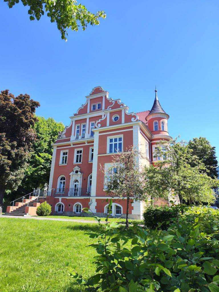 Exklusiv! 3-Raum Eigentumswohnung mit Balkon und Aufzug! *provisionsfrei!, 7545 Gera (Bieblach Innenstadt Ostviertel Pforten Untermhaus)