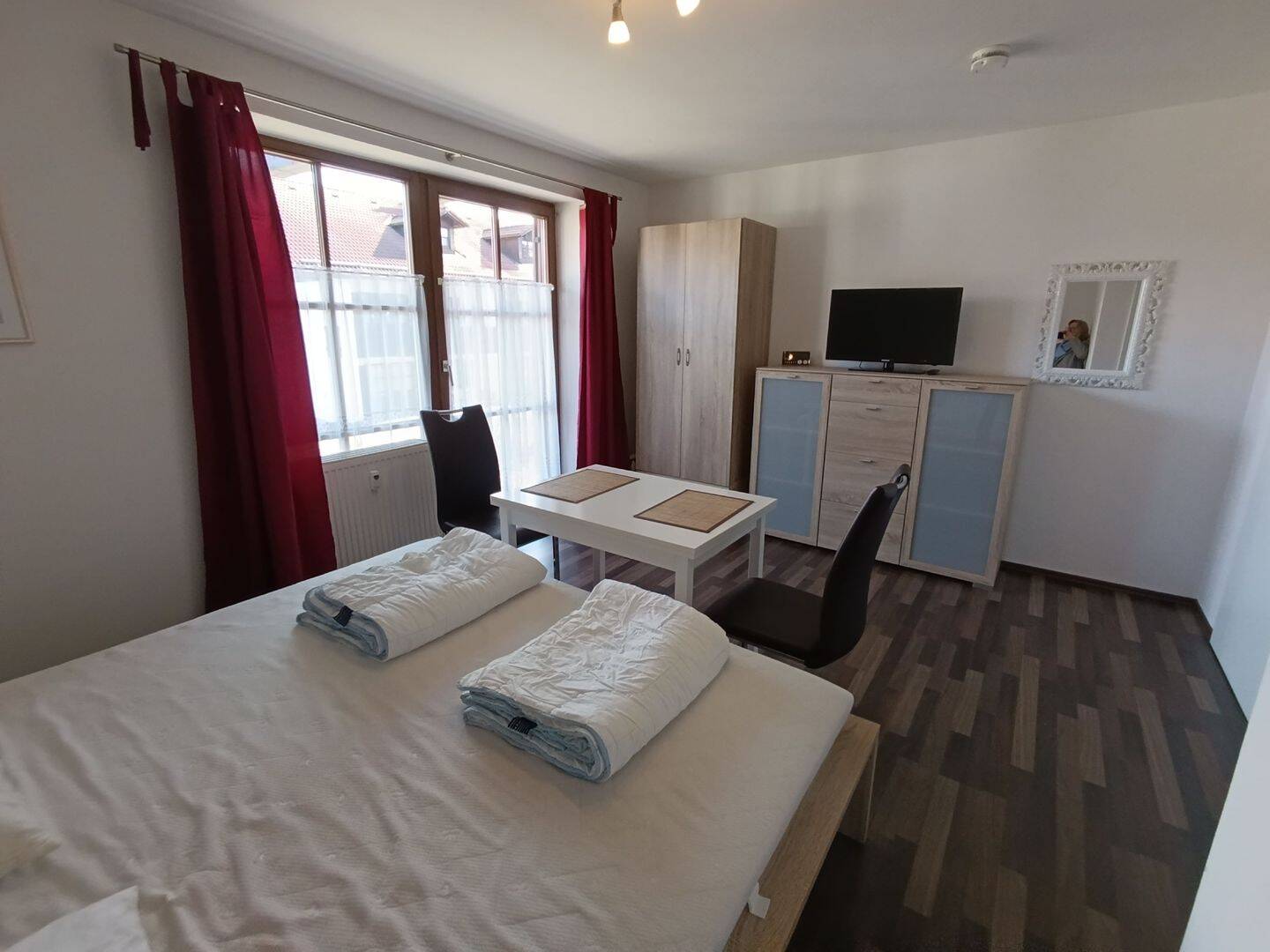 Möbliertes Apartment im EG mit Terrasse, 94227 Zwiesel