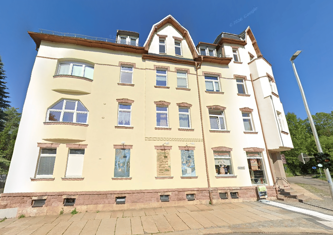 WG- oder Familienfreundliche 5-Zimmer-Wohnung mit Balkon in Chemnitz, 9127 Chemnitz