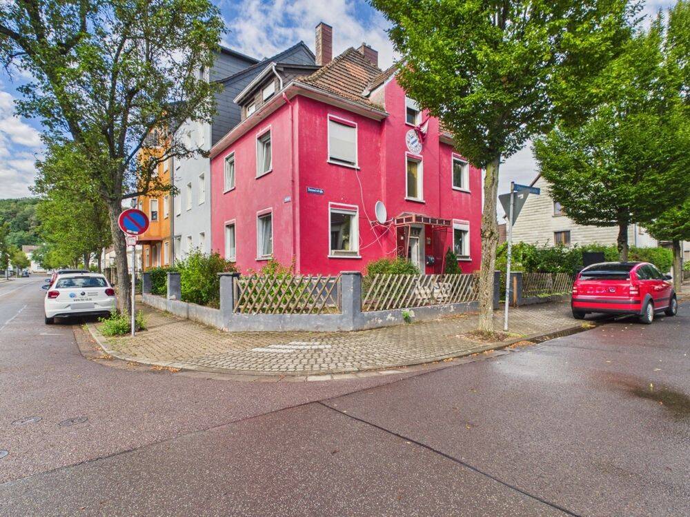 Dillingen: Sanierungsobjekt, variabel nutzbar als Dreifamilienhaus oder für die große Familie, 66763 Dillingen/Saar