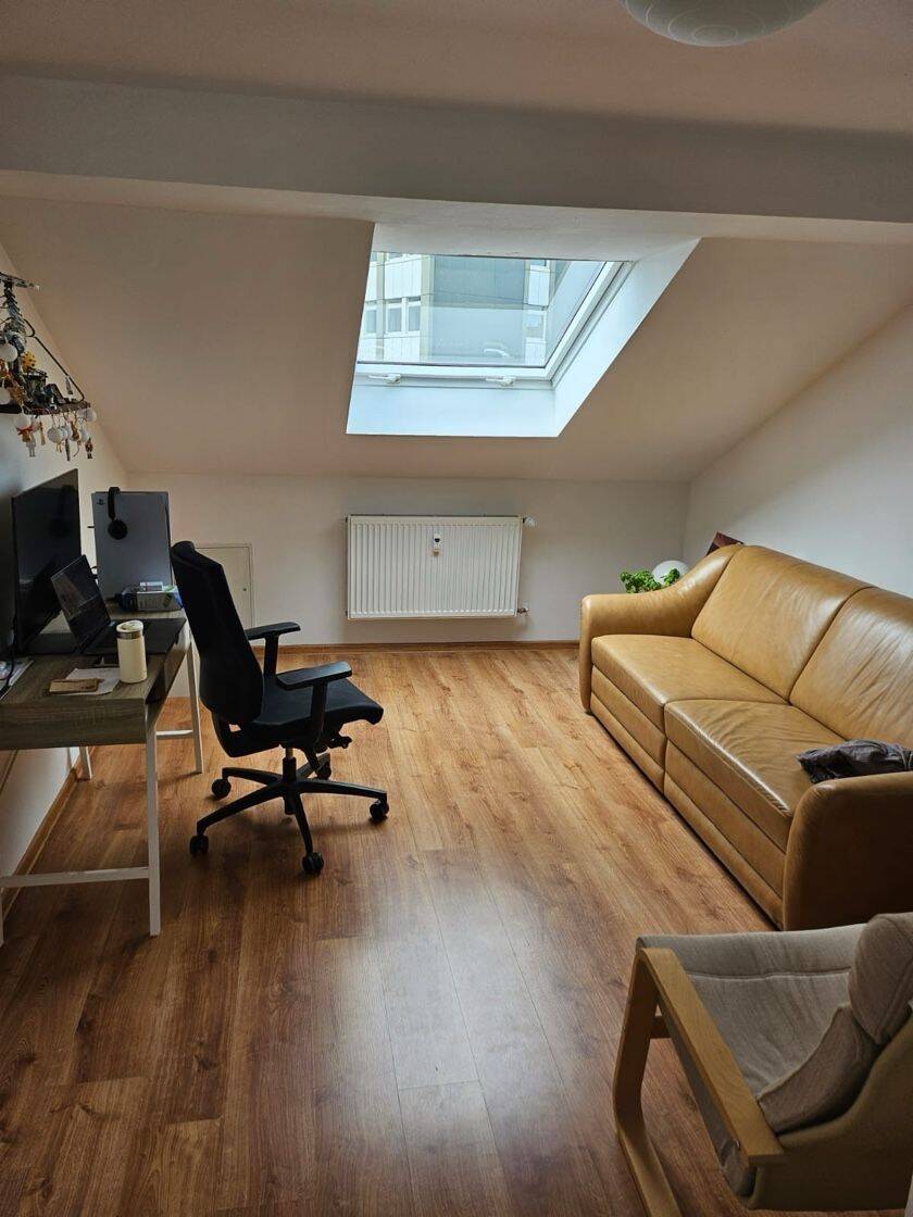 Attraktive 2-Zimmerwohnung in bester Innenstadtlage!, 24114 Kiel (Südfriedhof)