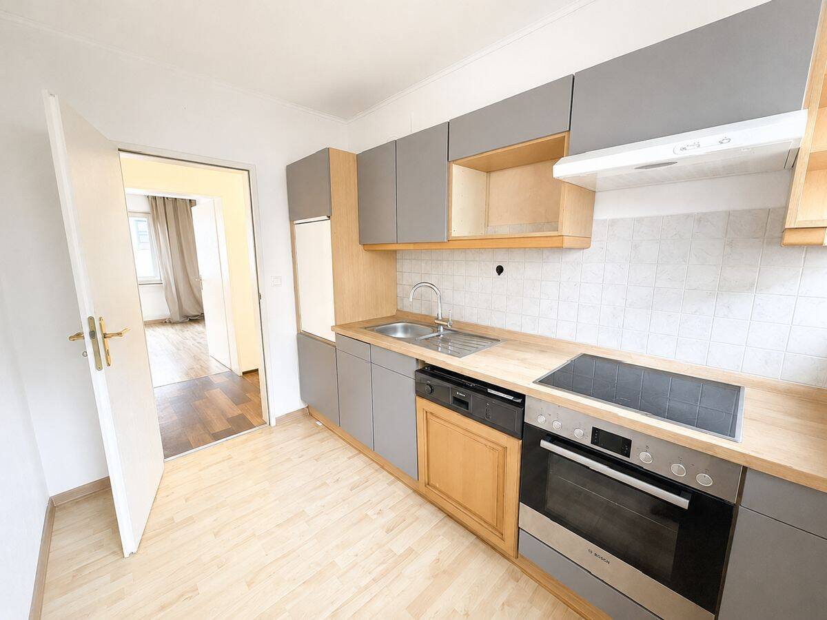 Zuhause für heute, Wertpotenzial für morgen – sofort nutzbar mit sonnigem Südbalkon!, 86199 Augsburg (Bergheim Göggingen Haunstetten Inningen)