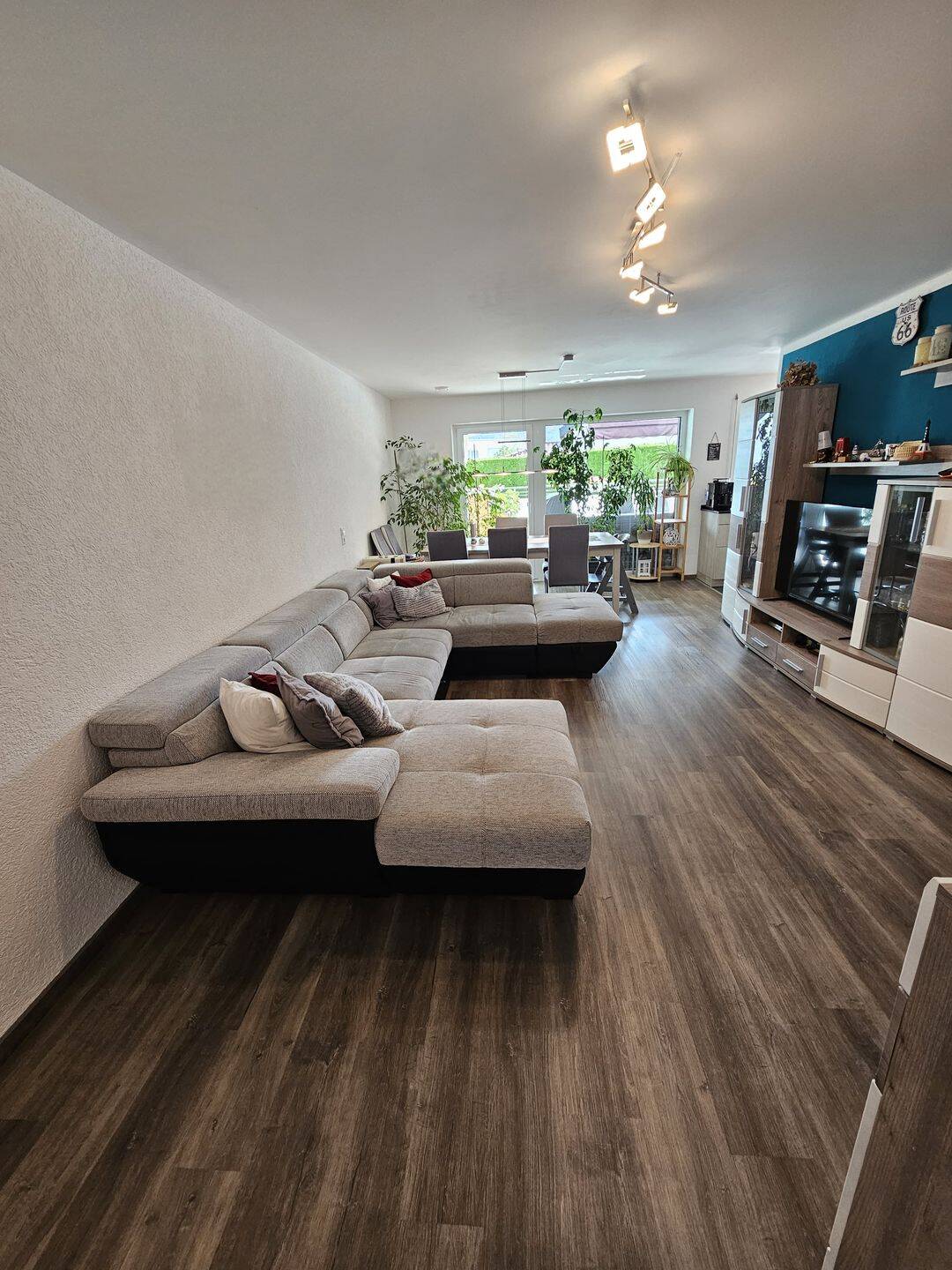 Neuwertiges KfW-55-Wohnjuwel (A+) | Südwest-Terrasse | Hochwertige Küche | TG + Außenstellplatz | provisionsfrei, 78604 Rietheim-Weilheim