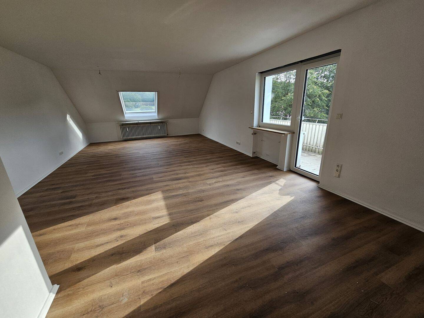 Schöne & helle 4 ZKB Wohnung, 34286 Spangenberg