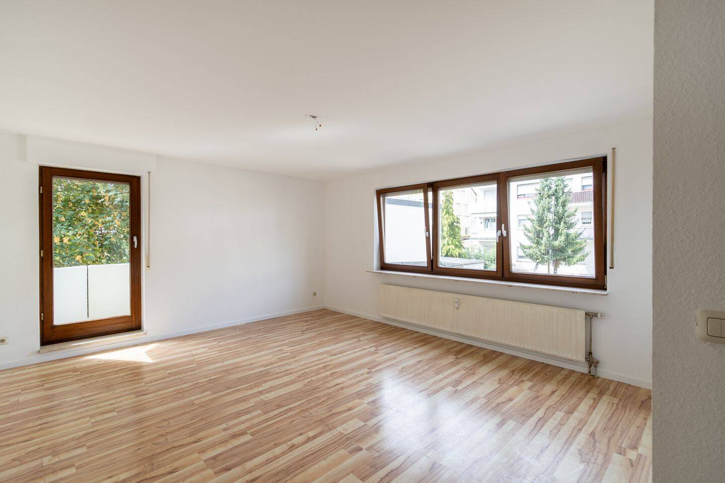 Bezugsfertig in zentrumsnaher Lage: 2-Zimmer-Wohnung mit Balkon, EBK und Garage, 74072 Heilbronn (Heilbronn)