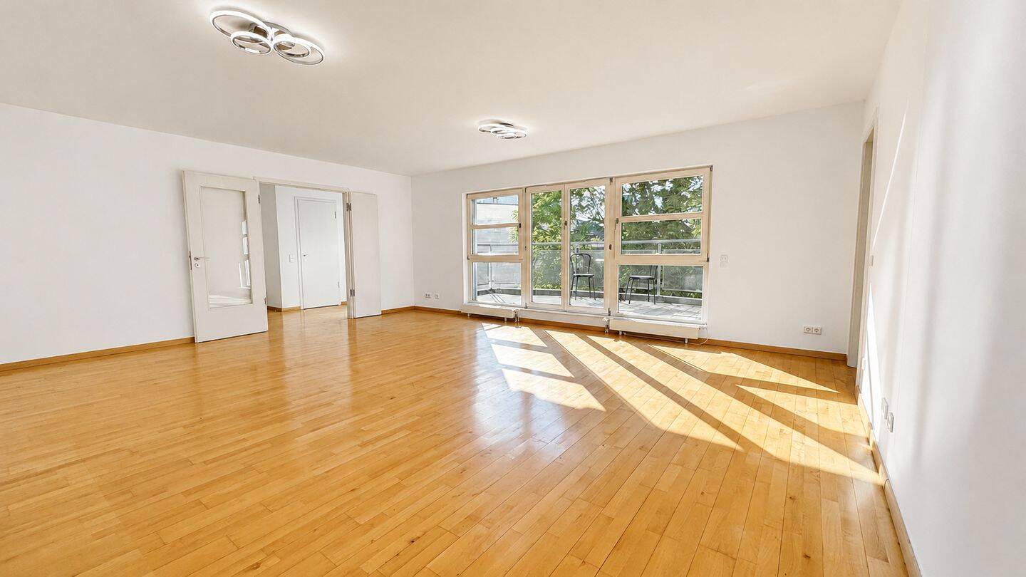 *Ihr neues Zuhause* 3Z, barrierefrei, zwei Balkone, TG-Stellplatz, 60325 Frankfurt am Main (Bockenheim Gallus Westend-Süd)