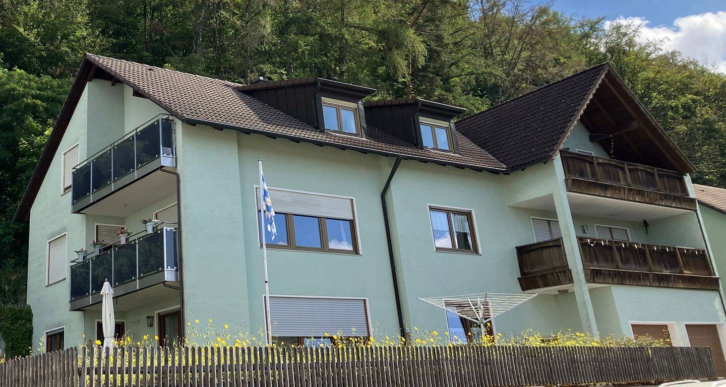DG Wohnung 130qm mit neuer Einbauküche, 2 Balkone Gartenanteil, 92723 Tännesberg