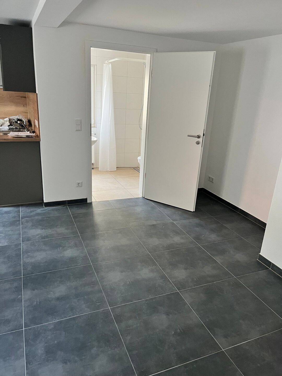 Willkommen im Herzen von Erlangen-Bruck!, 91058 Erlangen (Bruck Eltersdorf Erlangen-Süd Sebaldussiedlung Tennenlohe)