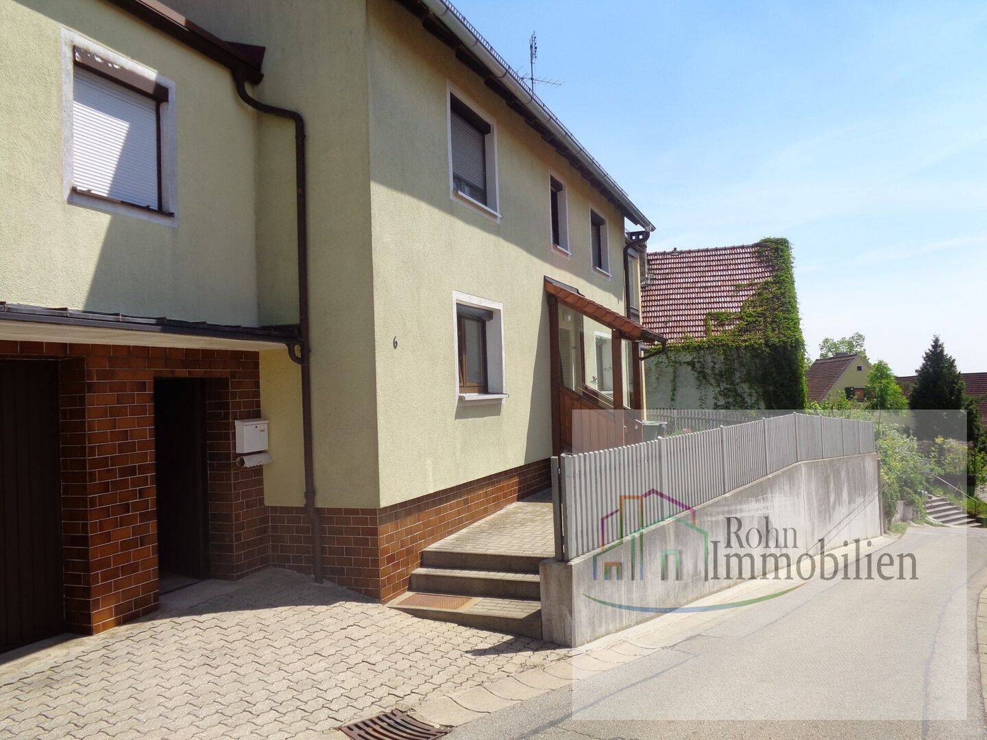Ruhig gelegenes Einfamilienhaus mit Wintergarten – ländliches Wohnen nahe Treuchtlingen, 91757 Treuchtlingen