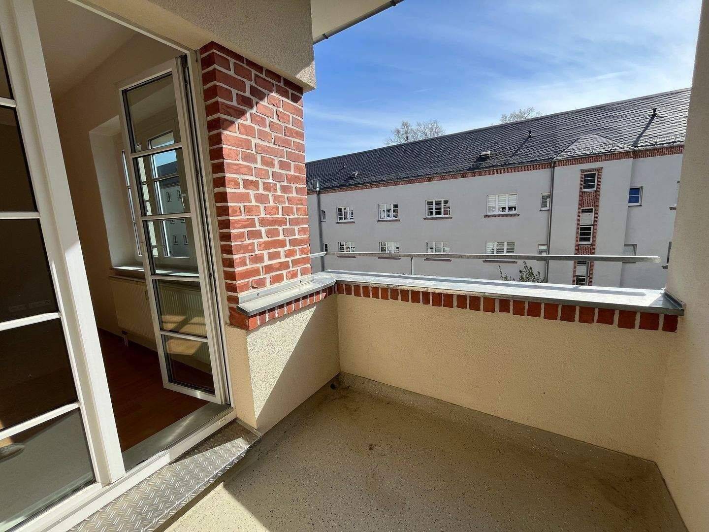 Großzügige 2 Zimmer Wohnung, optimal für Studis | EBK inkl., 9126 Chemnitz (Altchemnitz Bernsdorf Gablenz Lutherviertel Sonnenberg)