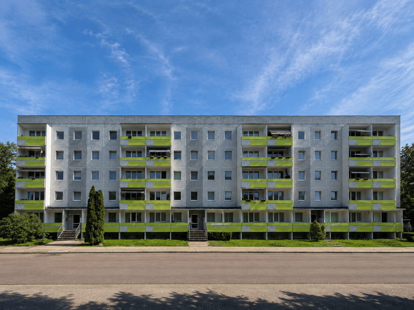 4-RW mit Balkon in der Südstadt zu vermieten!, 6132 Halle (Saale) (Ammendorf-Beesen Planena Radewell-Osendorf Silberhöhe)