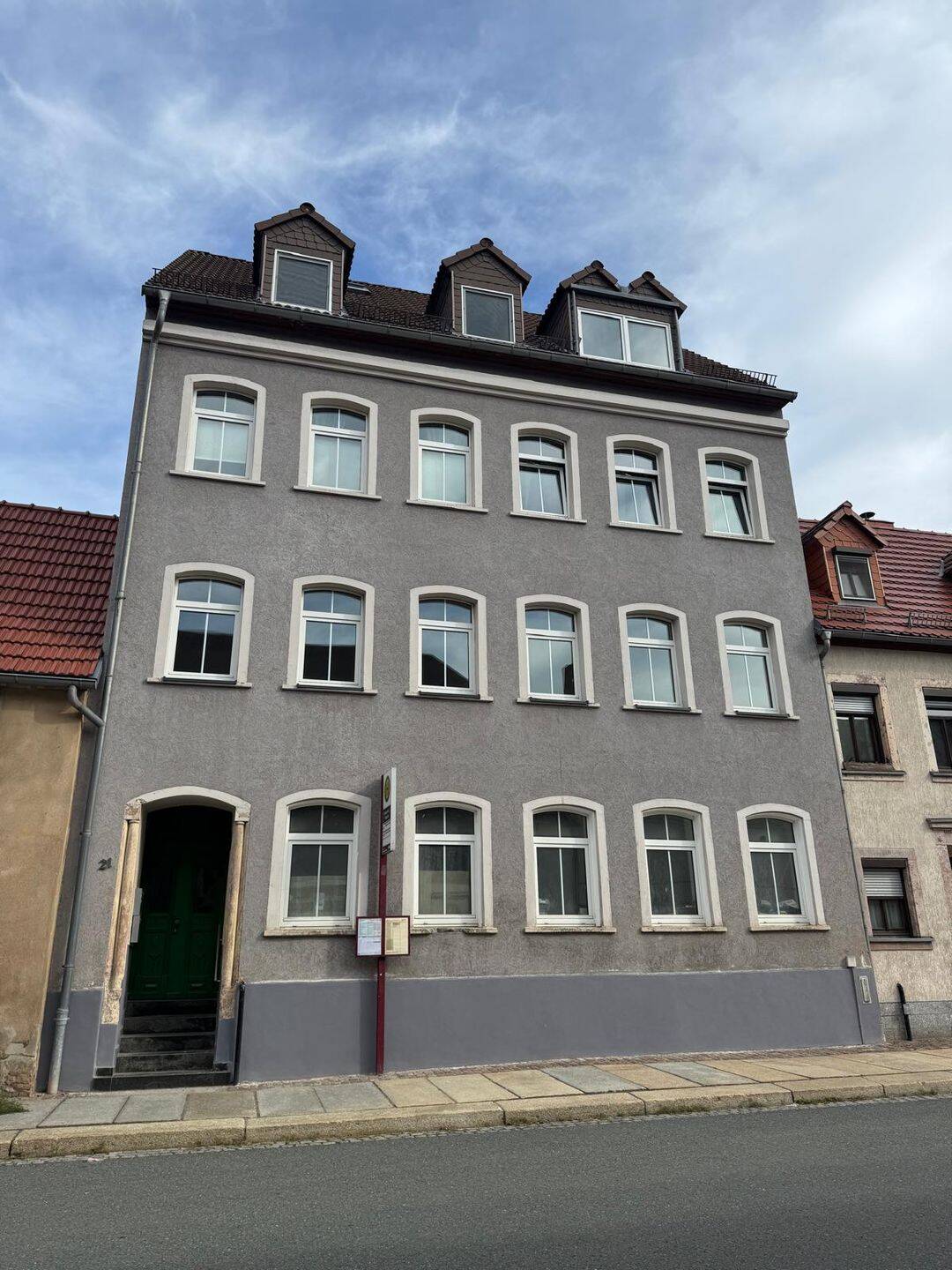 Großzügige 5-Raum-Maisonettewohnung mit Gartennutzung in Hohenstein-Ernstthal, 9337 Hohenstein-Ernstthal