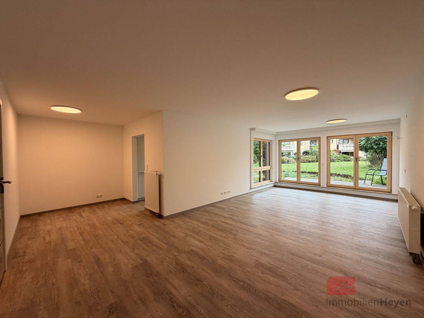 Erstbezug nach Sanierung: 2-Zimmer-Wohnung mit Terrasse und Garage, 88239 Wangen im Allgäu