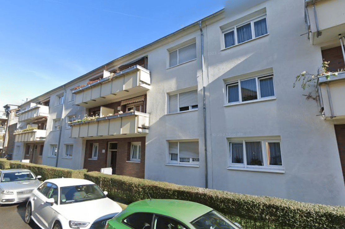 2 Zimmer möblierte Wohnung mit Balkon und Tageslichtbad, 52349 Düren