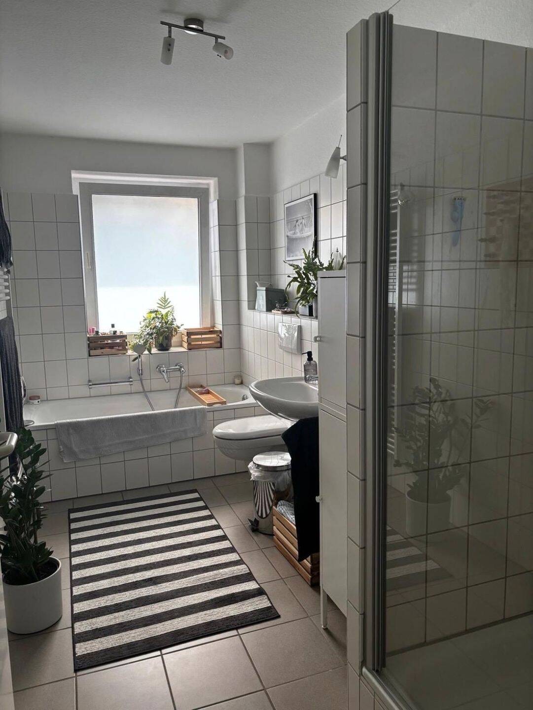 Zentrale und lichtdurchflutete 2-Zimmer-Wohnung in Oldenburg, 26121 Oldenburg (Oldb) (Bürgerfelde Innenstadt Wechloy)