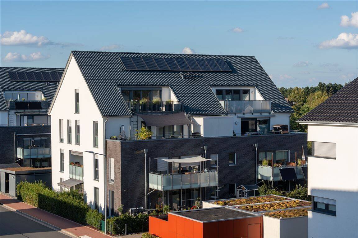 Moderne Maisonette mit Dachterrasse & Balkon – neuwertig & energieeffizient, 31535 Neustadt am Rübenberge