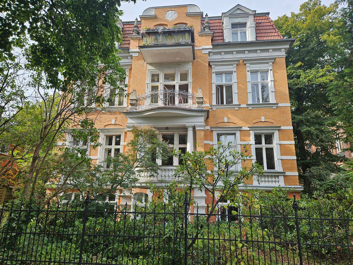 Villa Tietzen – Prachtvolle Villenetage zur Eigenrenovierung, 12203 Berlin (Steglitz-Zehlendorf Lichterfelde)