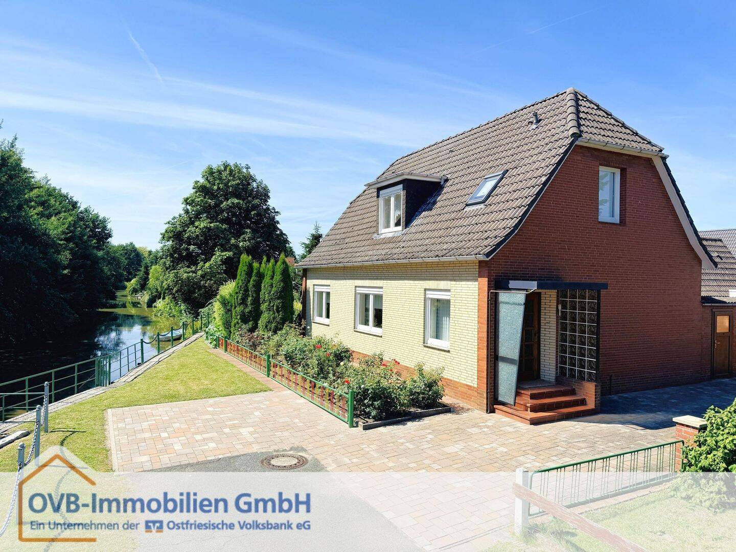 Gepflegtes Haus in idyllischer Lage am Fleet, 21737 Wischhafen