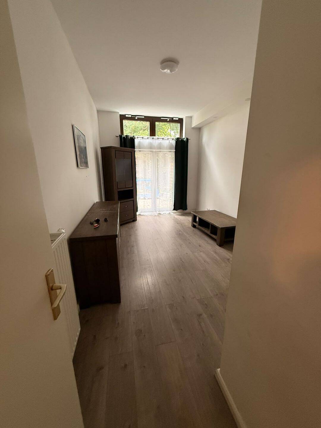 Möblierte 2 Zimmer Erdgeschoss Wohnung mit Terasse, 22457 Hamburg (Eimsbüttel Eidelstedt Niendorf Schnelsen)