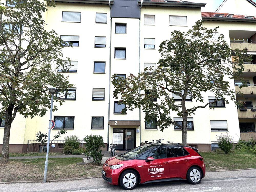 Gepflegte 1-Zimmer-Erdgeschosswohnung mit großzügigem Balkon und Außenstellplatz in Leimen, 69181 Leimen