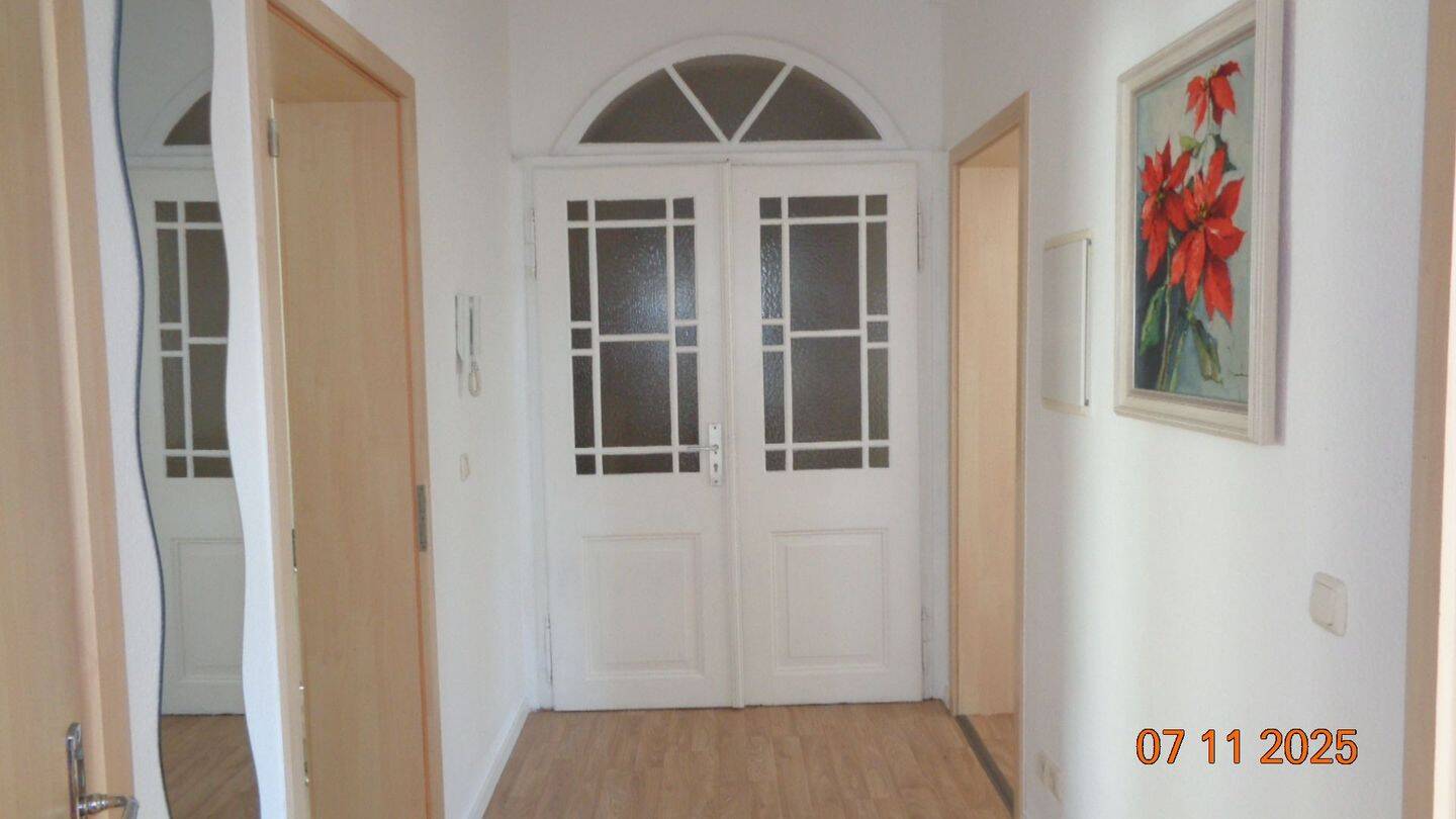3-Raum-Wohnung mit großem Balkon im Dachgeschoss, 6618 Naumburg (Saale)