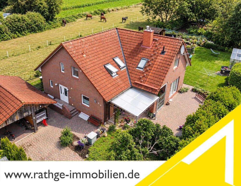 Hohenhorn: Charmantes Ein- bis Zweifamilienhaus in ruhiger Feldrandlange!, 21526 Hohenhorn