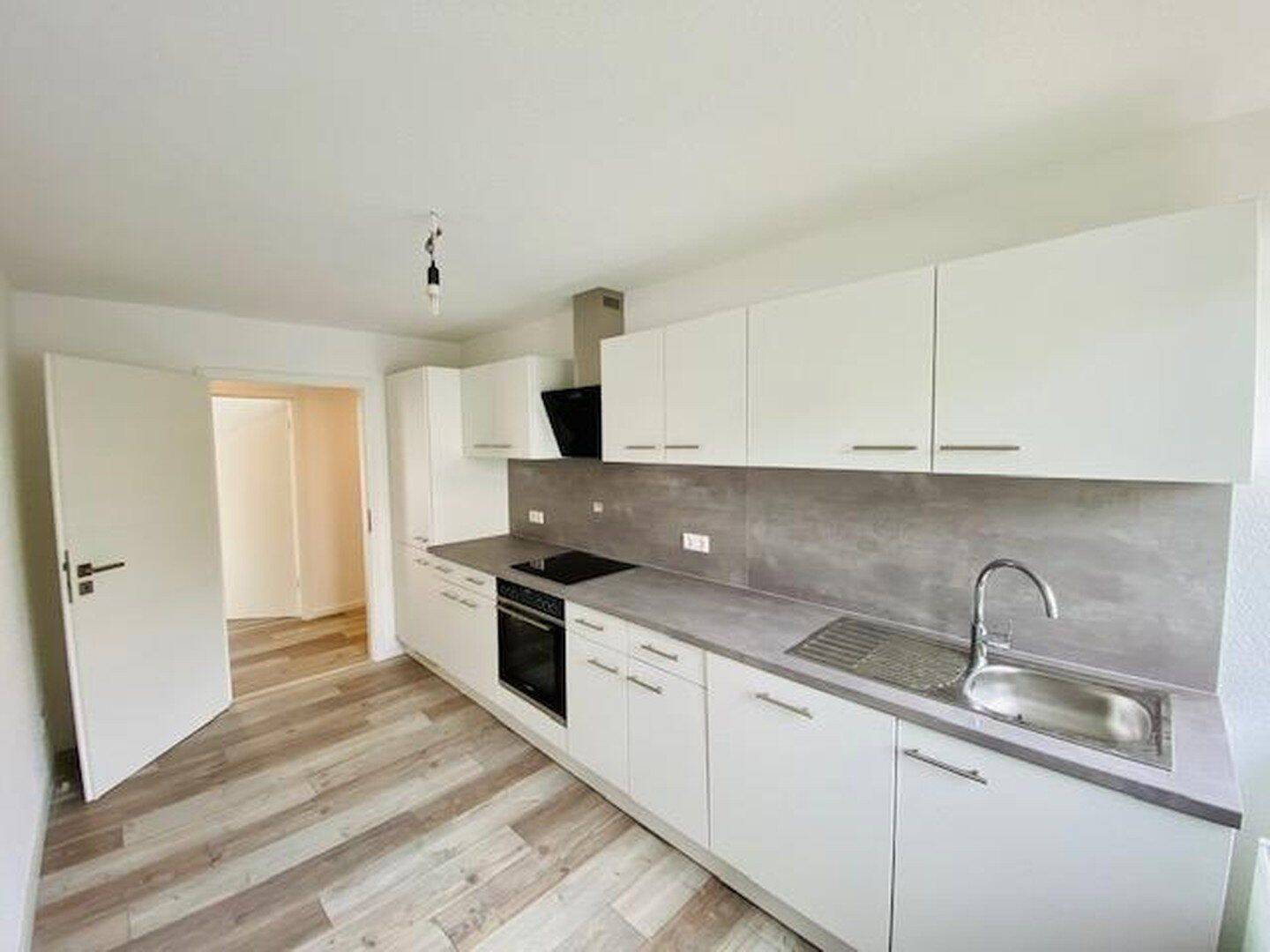#Kernsaniert #Balkon #EBK #Badewanne #Tageslichtbad #Nordstadt #zentrumsnah, 75177 Pforzheim (Katharinenthalerhof Eutingen Nordstadt Nordweststadt Oststadt)