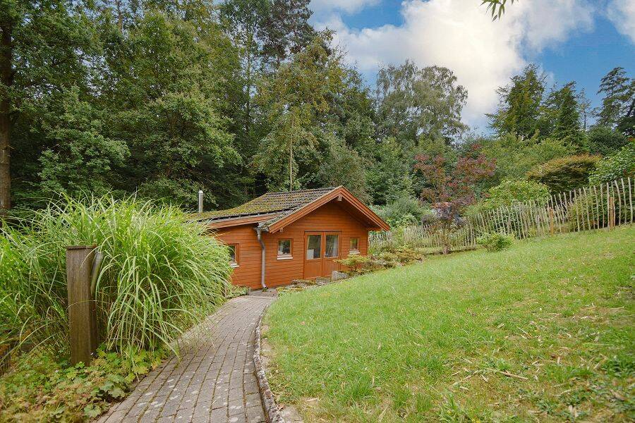 Reihenendhaus mit Einliegerwohnung in Hanglage mit Blick ins Grüne!, 49124 Georgsmarienhütte